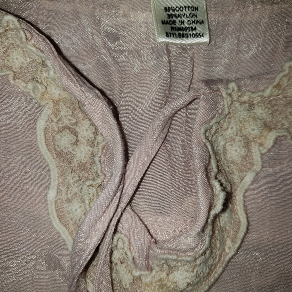 | Trinity | Lace Peasant Top - Picture 7 of 9